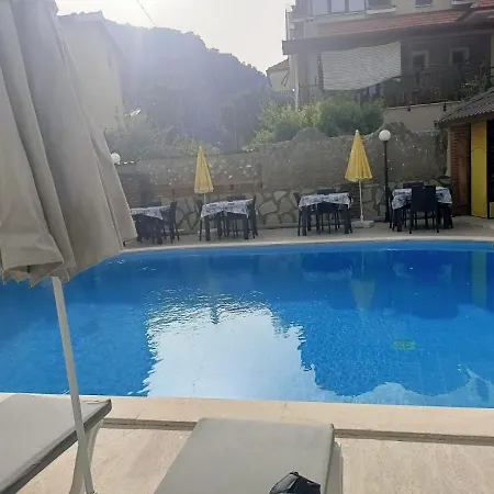 Gala Apart Deluxe Apartment *